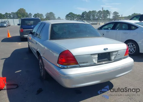 2003 Ford Crown Victoria Police из США, поврежденный, VIN 2FAHP71W13X176206